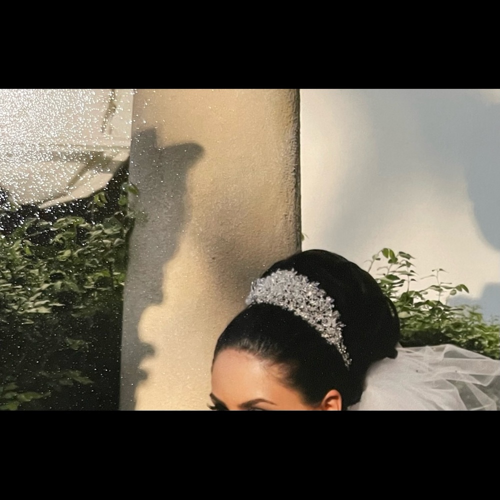 Bridal veil with Austrian crystals